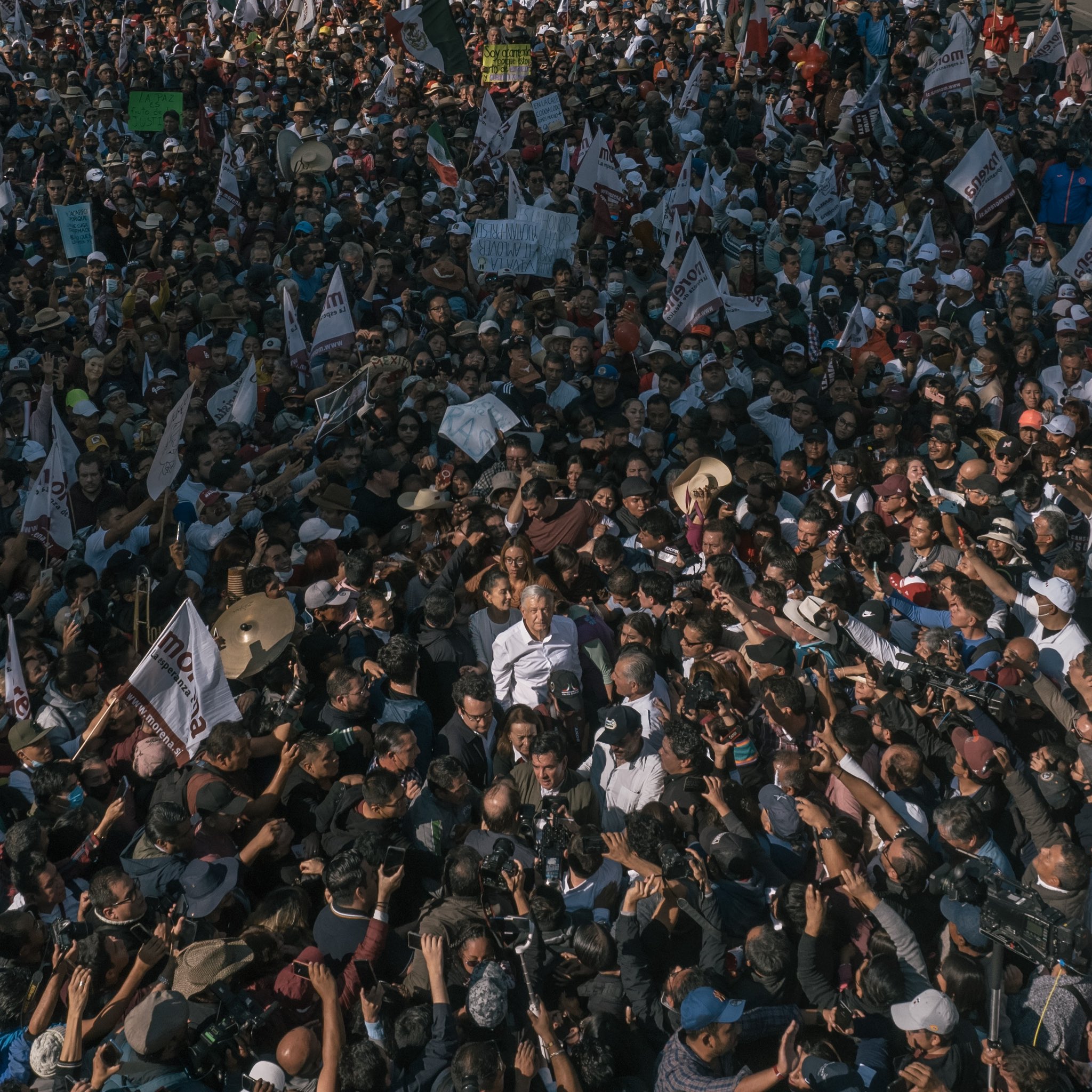 Consideraciones sobre la 4T